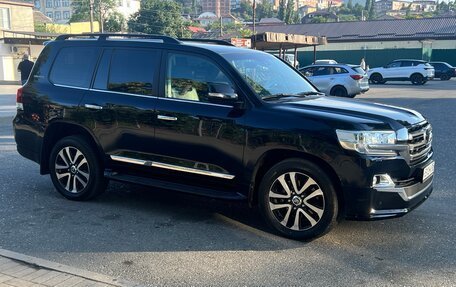 Toyota Land Cruiser 200, 2015 год, 6 100 000 рублей, 3 фотография