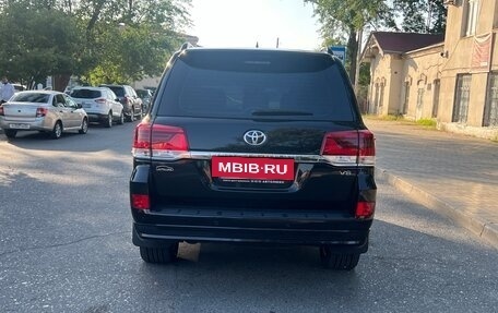 Toyota Land Cruiser 200, 2015 год, 6 100 000 рублей, 6 фотография
