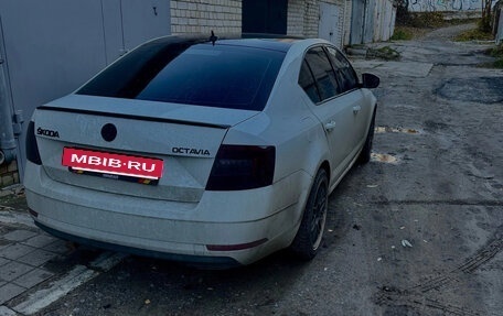 Skoda Octavia, 2017 год, 700 000 рублей, 11 фотография