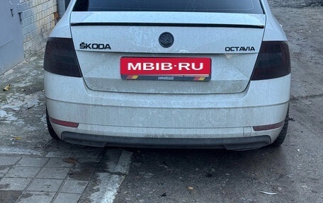 Skoda Octavia, 2017 год, 700 000 рублей, 12 фотография