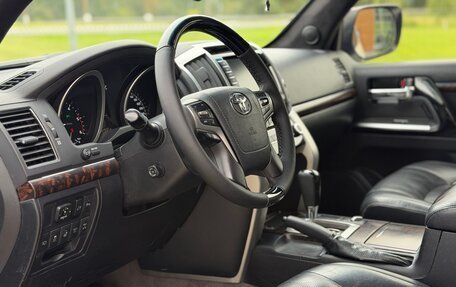 Toyota Land Cruiser 200, 2014 год, 4 000 000 рублей, 14 фотография