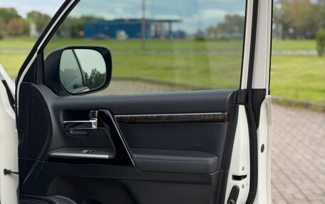 Toyota Land Cruiser 200, 2014 год, 4 000 000 рублей, 20 фотография