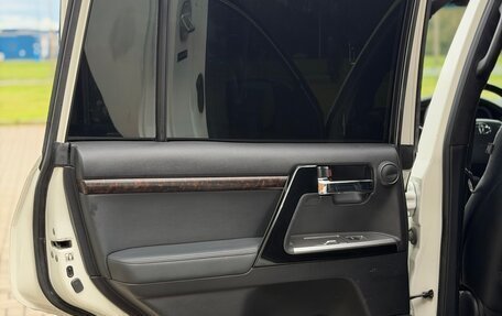 Toyota Land Cruiser 200, 2014 год, 4 000 000 рублей, 16 фотография