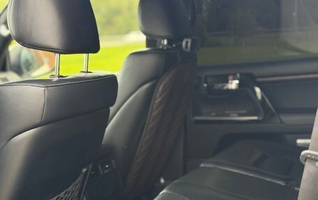Toyota Land Cruiser 200, 2014 год, 4 000 000 рублей, 17 фотография
