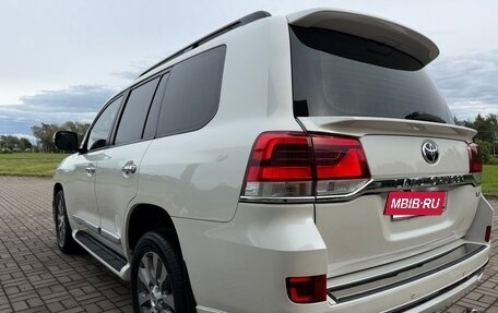 Toyota Land Cruiser 200, 2014 год, 4 000 000 рублей, 12 фотография