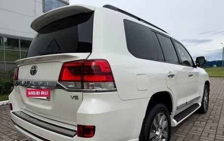 Toyota Land Cruiser 200, 2014 год, 4 000 000 рублей, 10 фотография