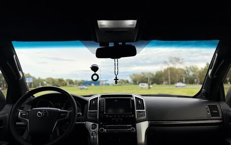 Toyota Land Cruiser 200, 2014 год, 4 000 000 рублей, 22 фотография