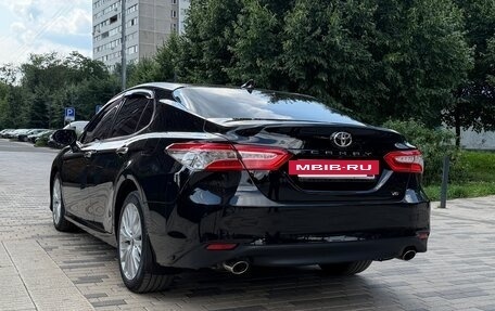 Toyota Camry, 2020 год, 2 550 000 рублей, 17 фотография