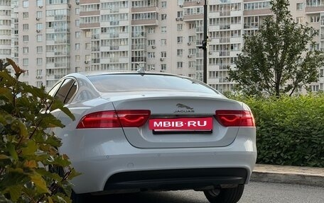 Jaguar XE I рестайлинг, 2015 год, 1 590 000 рублей, 4 фотография