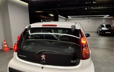 Peugeot 107 I рестайлинг, 2013 год, 490 000 рублей, 9 фотография