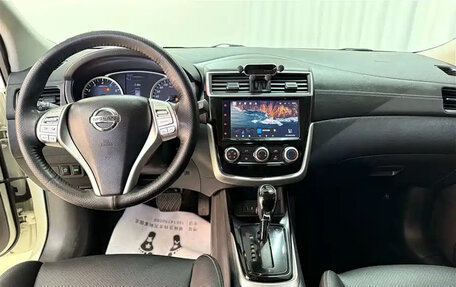 Nissan Tiida, 2022 год, 1 000 000 рублей, 10 фотография