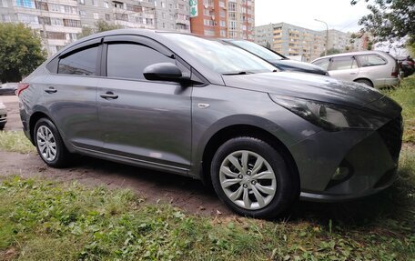 Hyundai Solaris II рестайлинг, 2020 год, 1 100 000 рублей, 4 фотография