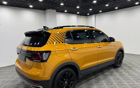 Volkswagen T-Cross I, 2022 год, 1 634 911 рублей, 6 фотография