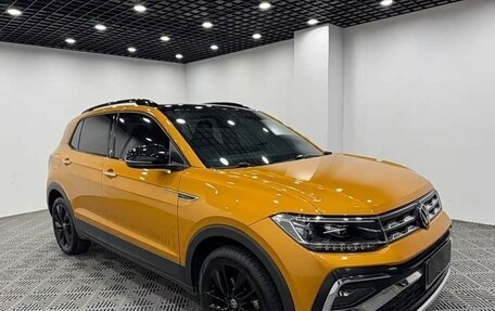 Volkswagen T-Cross I, 2022 год, 1 634 911 рублей, 3 фотография
