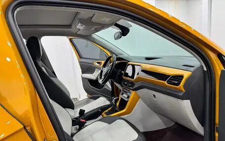Volkswagen T-Cross I, 2022 год, 1 634 911 рублей, 7 фотография