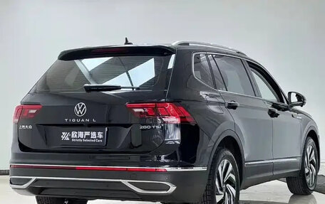Volkswagen Tiguan II, 2023 год, 1 946 911 рублей, 6 фотография