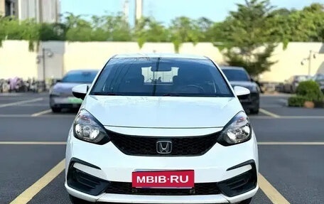 Honda Fit, 2022 год, 925 001 рублей, 2 фотография