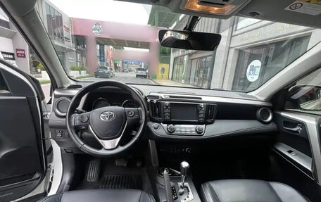 Toyota RAV4, 2019 год, 1 711 008 рублей, 8 фотография