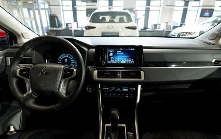 Mitsubishi Xpander, 2026 год, 2 370 000 рублей, 11 фотография