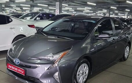 Toyota Prius IV XW50, 2017 год, 1 550 002 рублей, 1 фотография