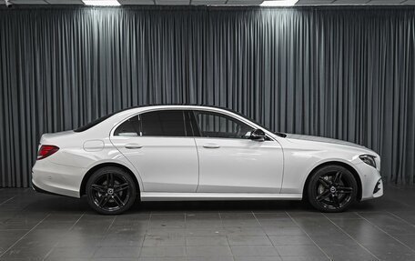 Mercedes-Benz E-Класс, 2019 год, 3 449 000 рублей, 5 фотография
