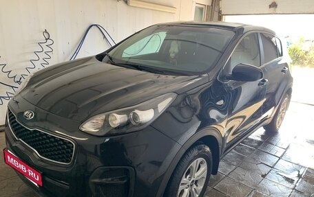 KIA Sportage IV рестайлинг, 2018 год, 1 750 000 рублей, 2 фотография