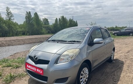 Toyota Vitz, 2010 год, 680 000 рублей, 2 фотография