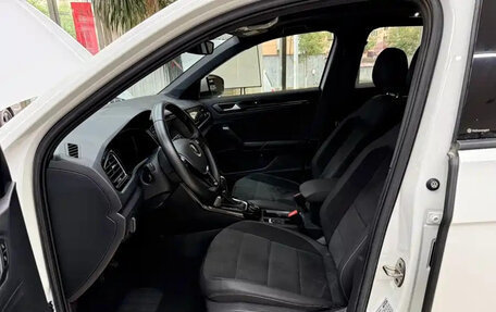 Volkswagen T-Roc I, 2022 год, 1 534 017 рублей, 8 фотография