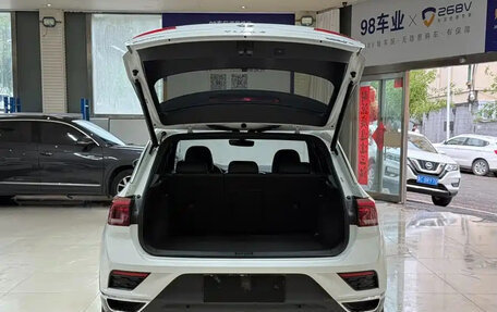 Volkswagen T-Roc I, 2022 год, 1 534 017 рублей, 22 фотография