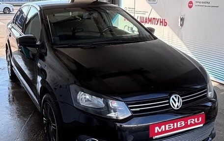Volkswagen Polo VI (EU Market), 2011 год, 535 000 рублей, 18 фотография