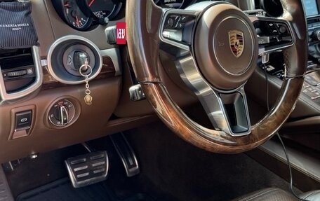Porsche Cayenne III, 2015 год, 4 000 000 рублей, 16 фотография