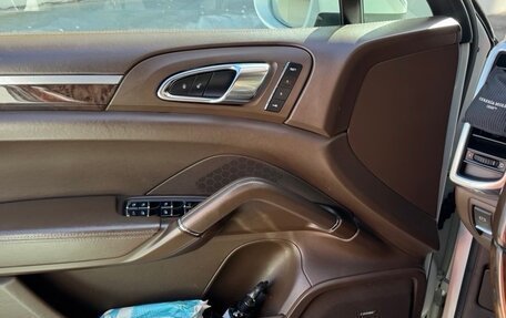Porsche Cayenne III, 2015 год, 4 000 000 рублей, 17 фотография