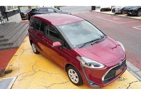 Toyota Sienta II, 2021 год, 1 200 666 рублей, 3 фотография