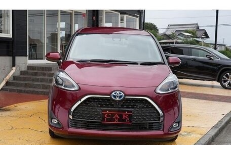 Toyota Sienta II, 2021 год, 1 200 666 рублей, 4 фотография