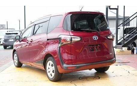 Toyota Sienta II, 2021 год, 1 200 666 рублей, 7 фотография