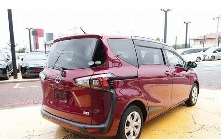 Toyota Sienta II, 2021 год, 1 200 666 рублей, 10 фотография