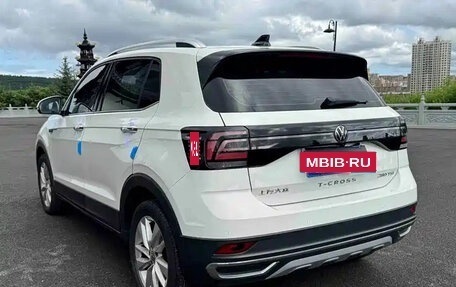 Volkswagen T-Cross I, 2021 год, 1 300 666 рублей, 4 фотография
