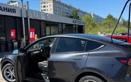 Tesla Model Y I, 2024 год, 2 500 000 рублей, 4 фотография