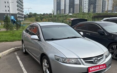 Honda Accord VII рестайлинг, 2004 год, 800 000 рублей, 1 фотография