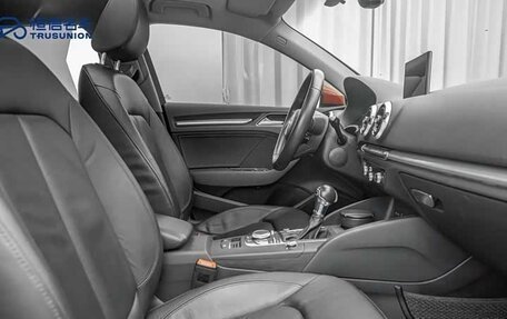 Audi A3, 2018 год, 1 515 000 рублей, 15 фотография