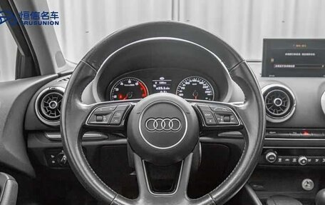 Audi A3, 2018 год, 1 515 000 рублей, 10 фотография