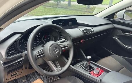 Mazda 3, 2022 год, 1 100 000 рублей, 8 фотография