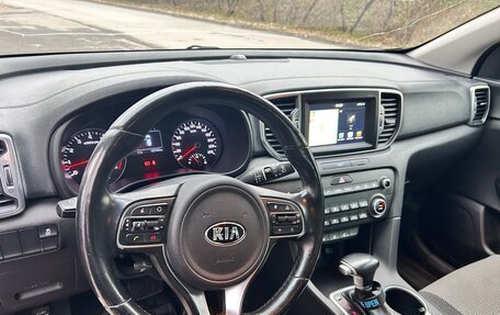 KIA Sportage IV рестайлинг, 2017 год, 1 990 000 рублей, 3 фотография