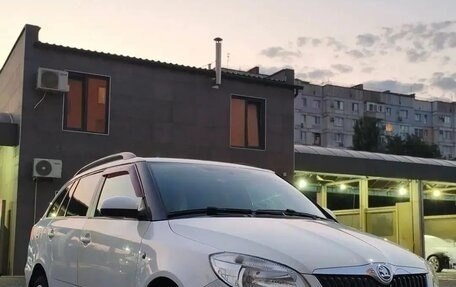 Skoda Fabia II, 2014 год, 579 000 рублей, 1 фотография
