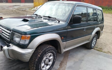 Mitsubishi Pajero III рестайлинг, 1997 год, 550 000 рублей, 3 фотография