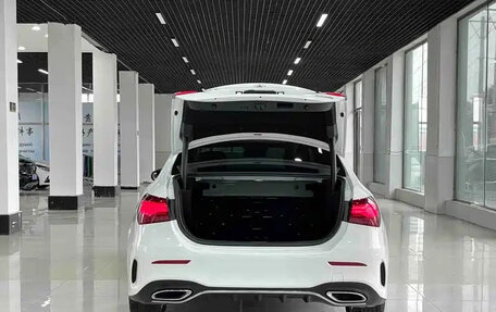 Mercedes-Benz A-Класс, 2023 год, 1 642 000 рублей, 7 фотография