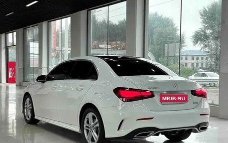 Mercedes-Benz A-Класс, 2023 год, 1 642 000 рублей, 4 фотография