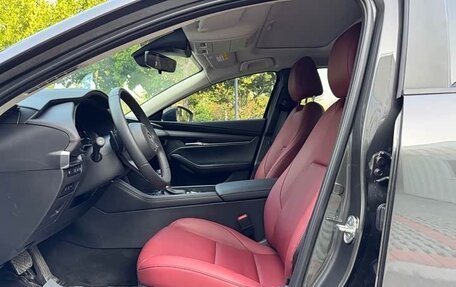 Mazda 3, 2022 год, 1 330 000 рублей, 7 фотография