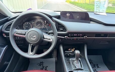 Mazda 3, 2022 год, 1 330 000 рублей, 8 фотография