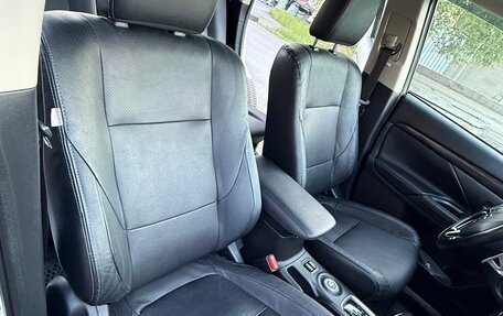 Mitsubishi Outlander III рестайлинг 3, 2015 год, 1 970 000 рублей, 23 фотография
